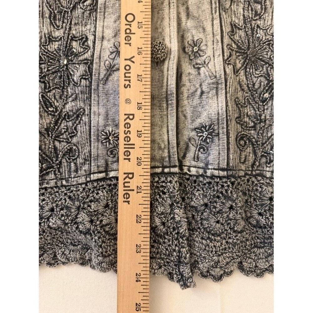 Flashback Gray Acid Wash Embroidered Floral Crochet Lace Trim Jacket Women Small - Picture 9 of 9